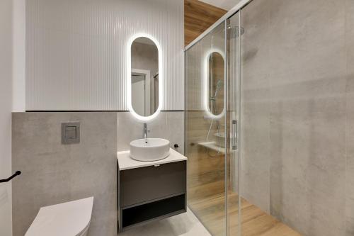 Two-Bedroom Apartment image 6