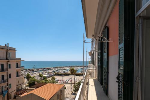 balcon/terasă, Mareluna Penthouse - Luxury Suites in Salerno