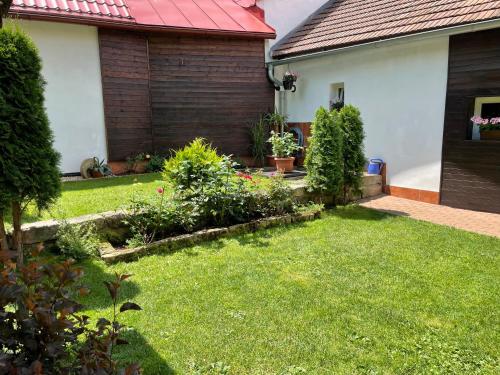 Jardín, SG chaloupka Kubík s wellness v ceně MLÁZOVICE - Český ráj (SG chaloupka Kubik s wellness v cene MLAZOVICE - Cesky raj) in Mlazovice