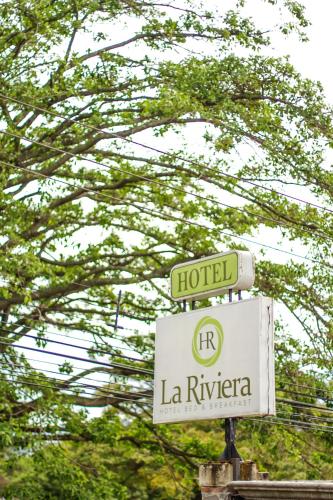 La Riviera Hotel