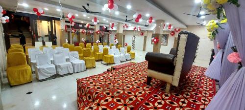 AP Palace Hotel, Ayodhya