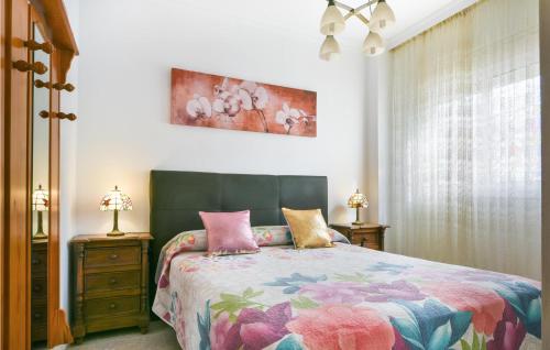 Two-Bedroom Apartment image 5