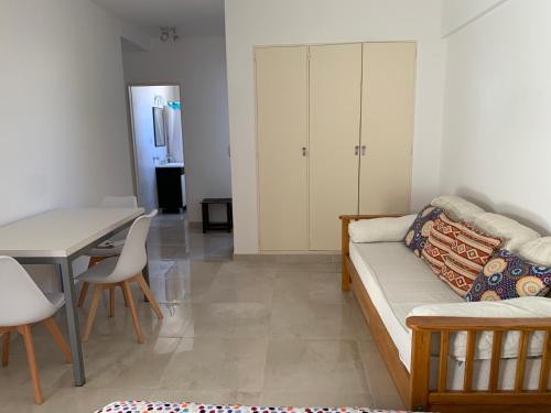 1 ambiente bien ubicado Almagro. Hospital Italiano, Buenos Aires (fotografie 3)