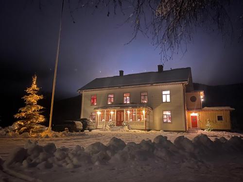. Mysig lägenhet i Prästgård nära Branäs
