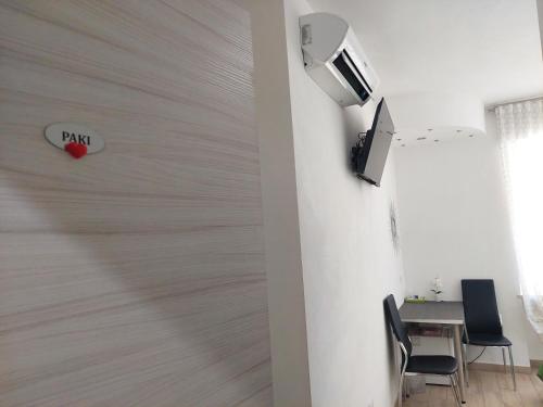Vapama Rooms Room Type - Double Room with Private Bathroom