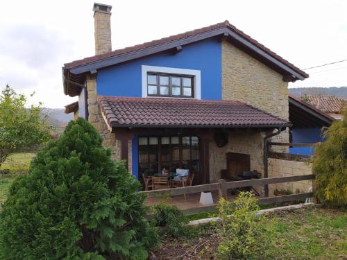 Facilities, El Acebo in Pilona