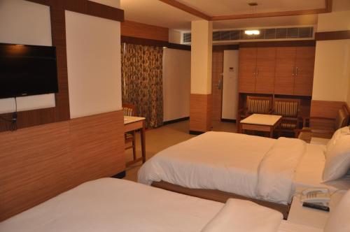 Guestroom, Hotel Sms Grand Inn in Vellore