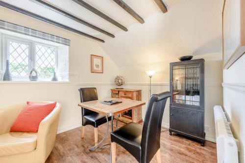 The Hayloft St Florence - image 9