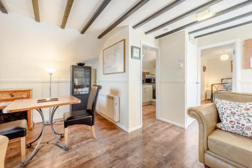 The Hayloft St Florence - image 14