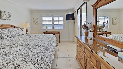Bay View Tower 232 Sanibel Harbour - image 10