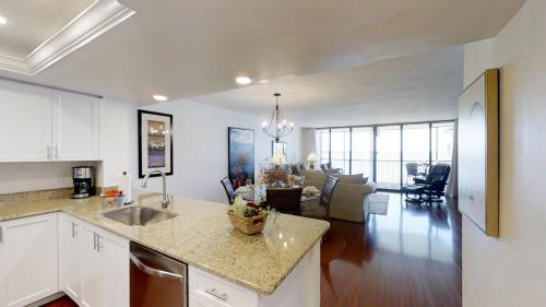 Bay View Tower 133 Sanibel Harbour - image 11