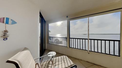 Punta Rassa Unit 404 Waterfront Condo - image 6