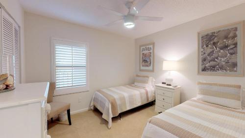 Punta Rassa Condo 104 - image 14