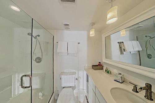 Punta Rassa Condo 202 - image 10