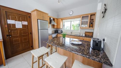 廚房, Ayia Napa Holiday Villa 036 in 索蒂拉
