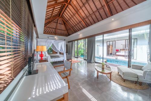 Villa Aiimara - Modern 5-bedroom Villa AMAZING LOCATION - image 4
