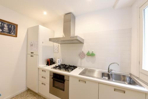 True Venice 2 Bedrooms in the Heart of Castello, Benátky (fotografie 8)