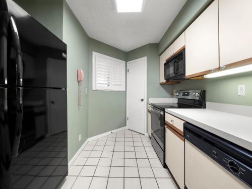 Hibiscus 301-A, 2 Bedrooms, Ocean Front, 3 Pools, Sleeps 6, Pet Friendly in St. Augustine, USA