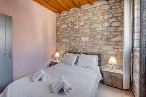 TAKIS GUESTHOUSE- Laoura-HERMOUPOLIS