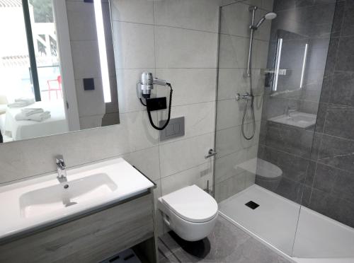 AZAHAR BEACH Red Apartments & Spa