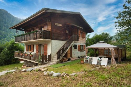 Appartement dans petit chalet Chatel