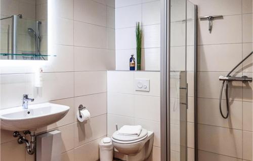 Vannas istaba, Beautiful Home In Gützkow With Wifi (Beautiful Home In Gutzkow With Wifi) in Gutzkow