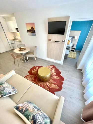 Residhome Asnieres Park - image 11