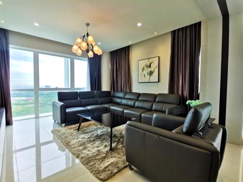 SUPERIOR GRAND DUPLEX@6 PAX by HAUZ CINTA