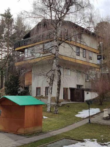 Viesnīcas āriene, Grosse 2 ZImmer Wohnung mit Terrasse in Pfäfers