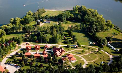 Aquatherma Termálfalu és Kemping - Village et club de vacances - Zalaegerszeg