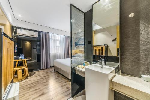 ShangyuanHotel Quzhuang Branch – Guangzhou (Canton), IA
