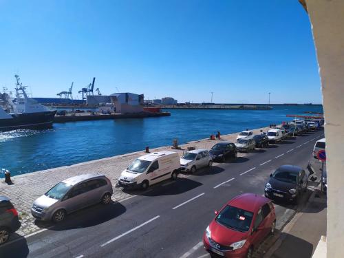 33 m2 face au port de Sète, Centre ville - Location saisonnière - Sète