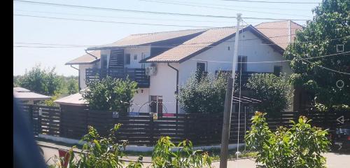 . Apartament Elenys
