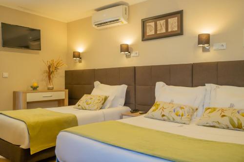 Dinya Lisbon Hotel & Lounge Bar - image 2