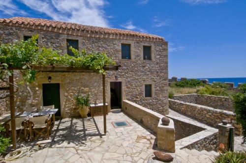 Entree, Ardamis in Monemvasia