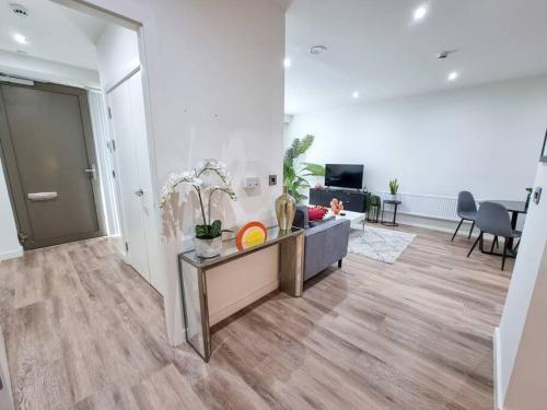 Luxury City Centre Townhouse with Parking, Manchester (photo 6)
