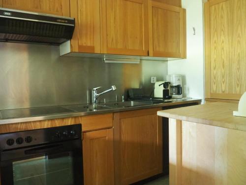 廚房, 莫拉公寓 (Residenz La Mora) in 拉蓬夏木塞埃斯