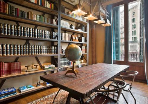 Midtown Luxury Apartments - main image