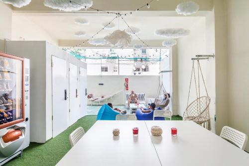 Capsule hostel valencia