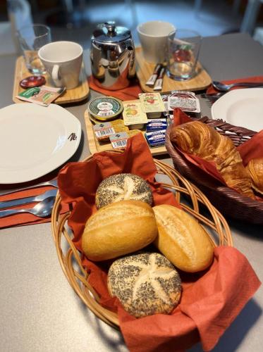 Mamaison Residence Belgická Prague - image 14