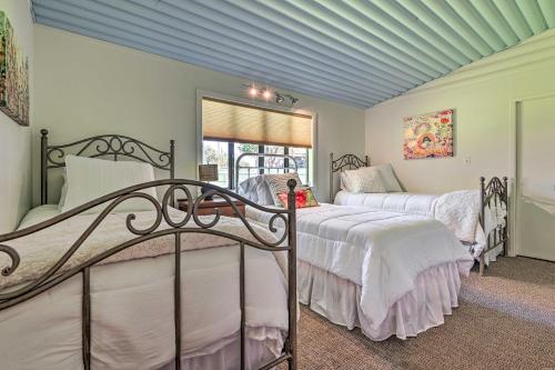 Lakefront Brownwood Home with Private Boat Dock