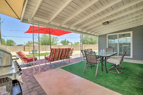 Tempe Retreat with Spacious Yard about 1 Mi to ASU!