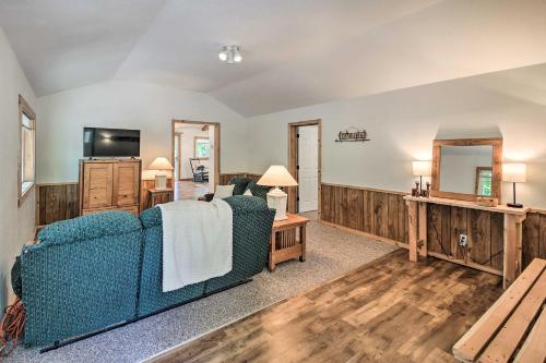 . Cabin on Moyie River, Public Land Access!