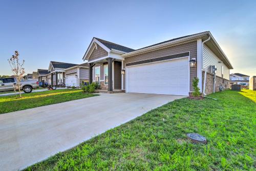 Lovely Bowling Green Home, 10 Mi to Downtown! in Bowling Green, USA