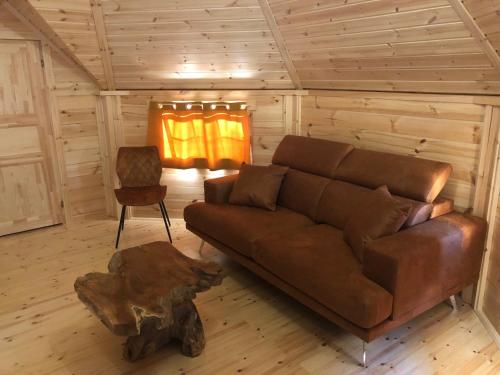 DOMAINE ARVOR - Gîte insolite Bretagne ( hébergement, cabane dans les arbres Côtes-d'Armor)