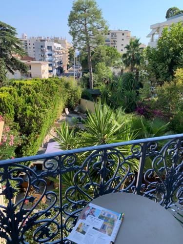 Suite, balcony