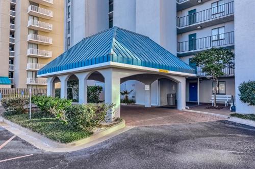 Romar Tower by Meyer Vacation Rentals - main image