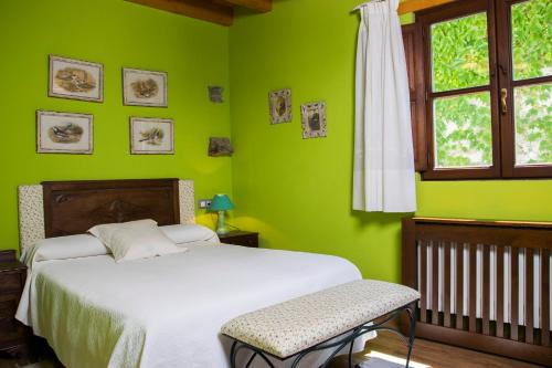 Casa Azulete in Suares