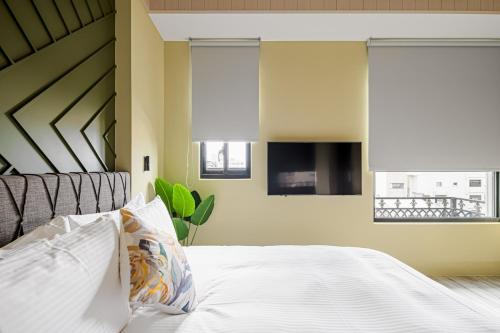 Superior Double Room image 5