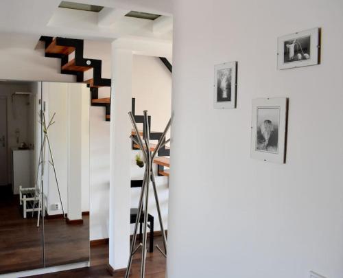 Lux Duplex rooftop loft with an amazing terrace & home cinema, Praha (fotografie 8)